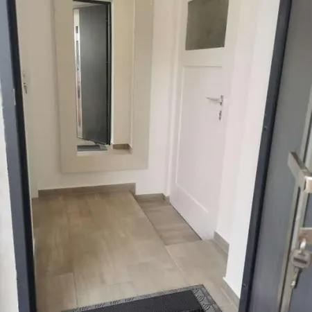 Apartment Bei Der Palme Mit Sauna Moeglichkeit Düsseldorf Eksteriør billede