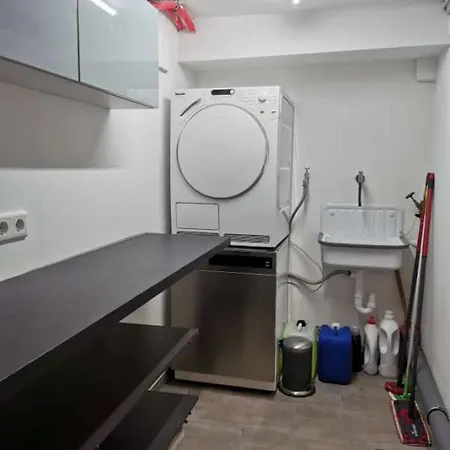 Apartment Bei Der Palme Mit Sauna Moeglichkeit Düsseldorf Eksteriør billede