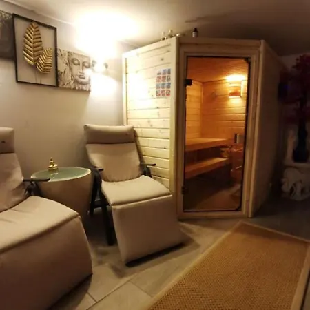 Apartment Bei Der Palme Mit Sauna Moeglichkeit Düsseldorf Eksteriør billede